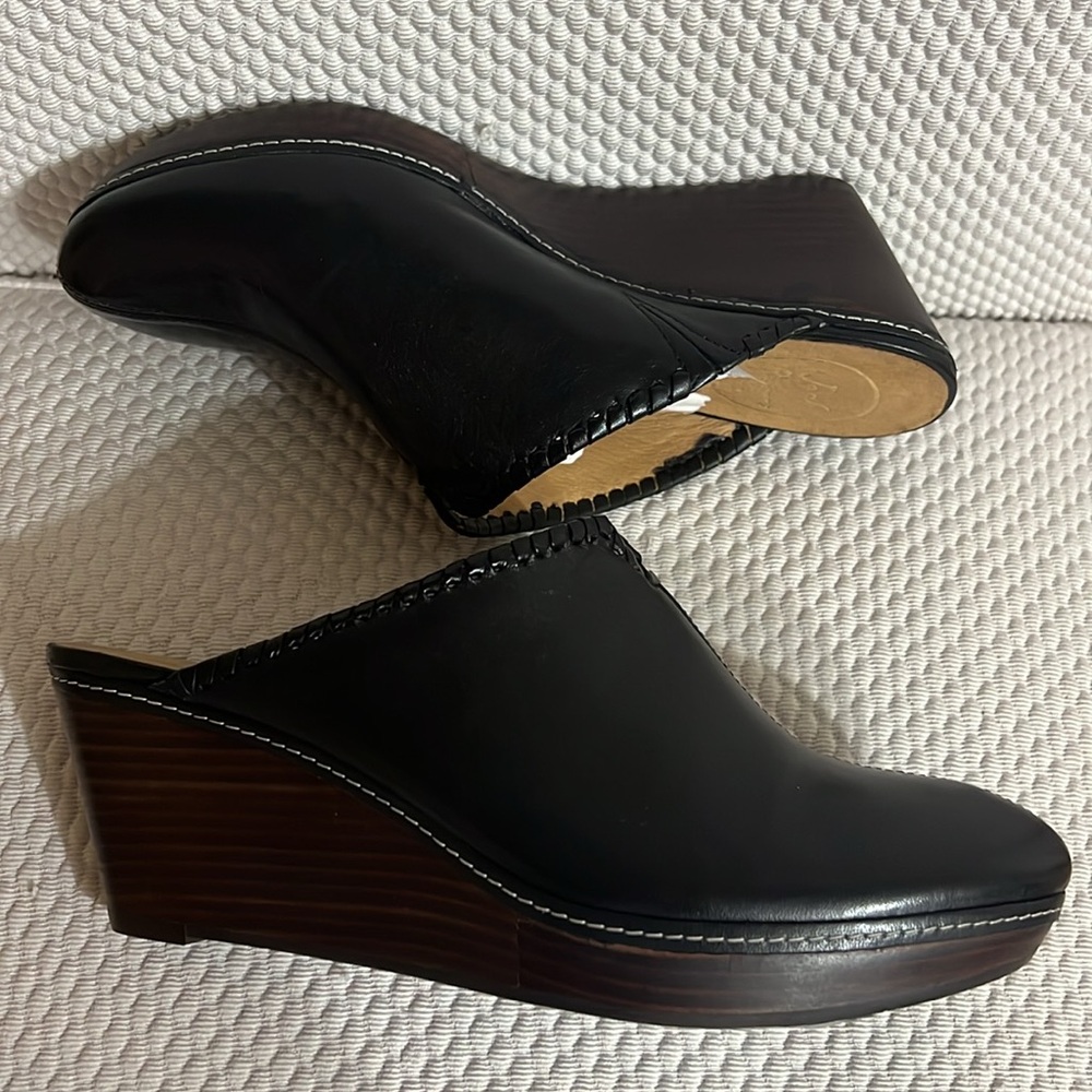 Jack Rogers Slip on Wedges